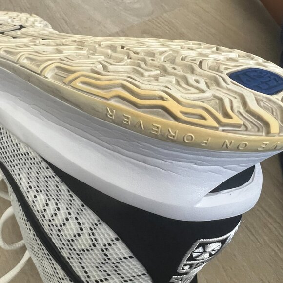 Nike Mens Kyrie 7 Brooklyn Beats Basketball White Black Sneaker Size 15 - Picture 12 of 12